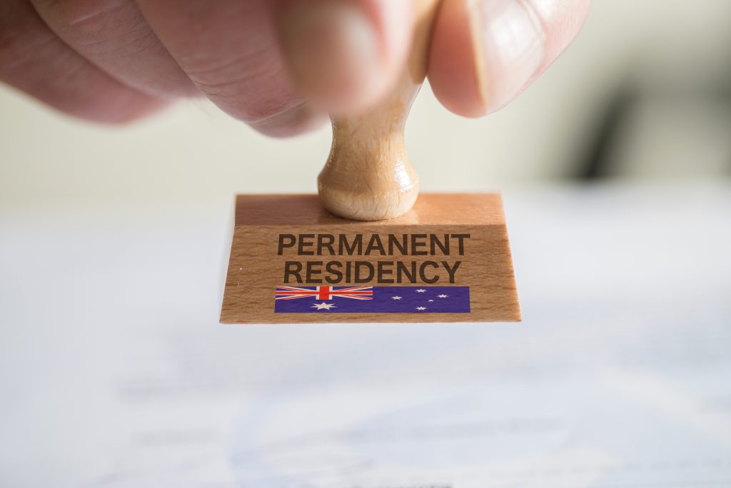 benefits-and-limitations-of-australian-permanent-residency-sydney-visa